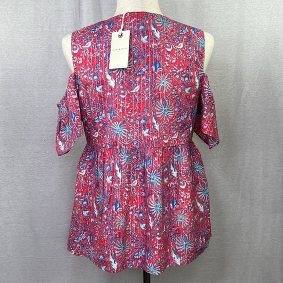 LUCKY BRAND Women’s Floral Red Blue Cold Shoulder Baby Doll Top Sz S - Picture 4 of 11